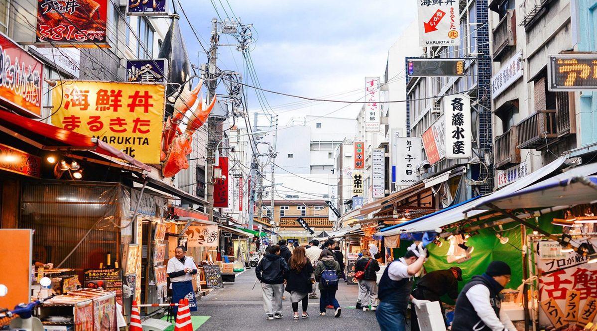 MASTERING KISETSU: THE ART AND SCIENCE OF SEASONAL MARKETING IN JAPAN